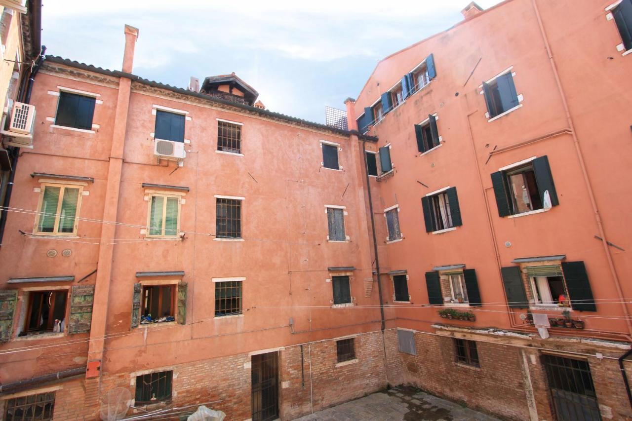 Residence Degli Artisti Venedig Exterior foto